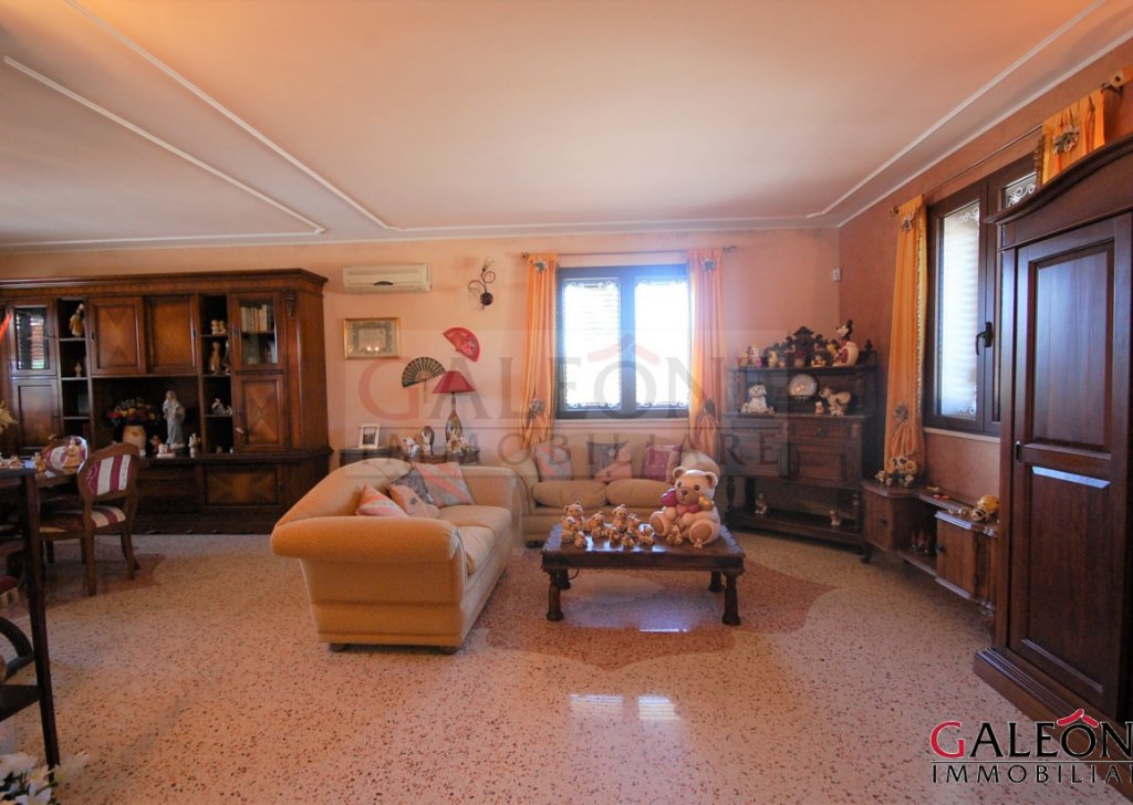 Sale Villa San Cesario di Lecce - 4-bedroom villa with private land and garden, in the charming Salento countryside. Locality 